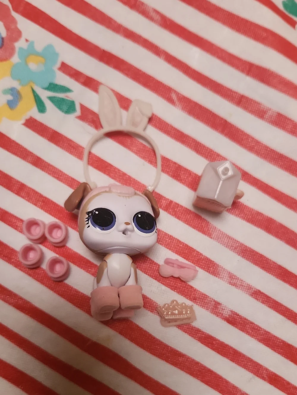 L.O.L. Surprise Doll Winter Disco Fluffy Pets Snow Dogg